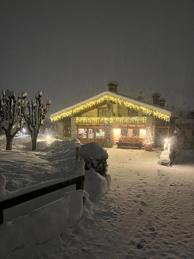 Hotel Lo Campagnar Courmayeur Zewnętrze zdjęcie