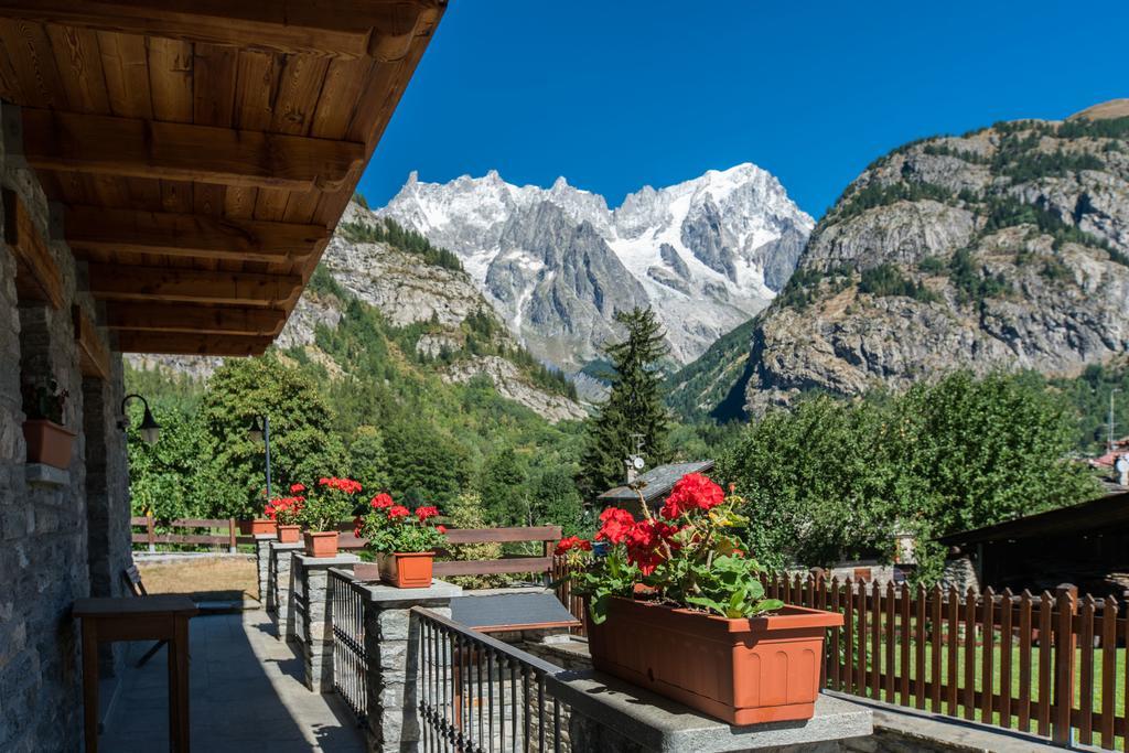 Hotel Lo Campagnar Courmayeur Zewnętrze zdjęcie